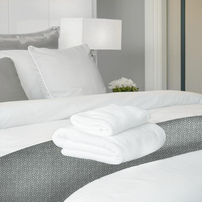 Sanderson Linden Weaves Linden Wedgwood/Ivory Bed Runner